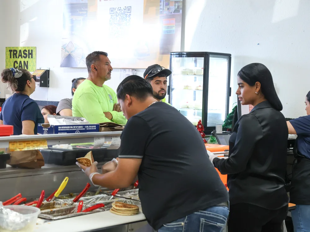 El equipo de la cocina de La Super Gorda
