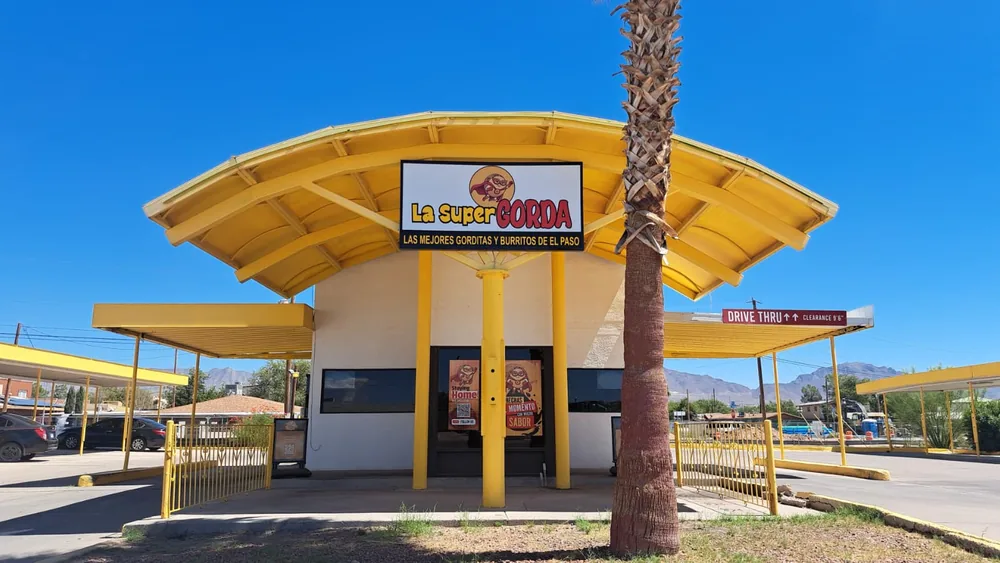 Fachada de la sucursal La Super Gorda en Doniphan, Canutillo, TX