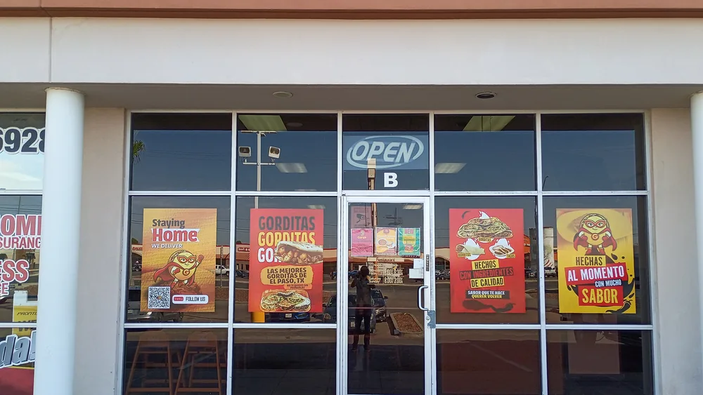 Fachada de la sucursal La Super Gorda en Socorro, TX
